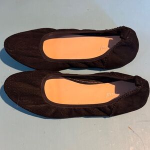 Black Women's Flats